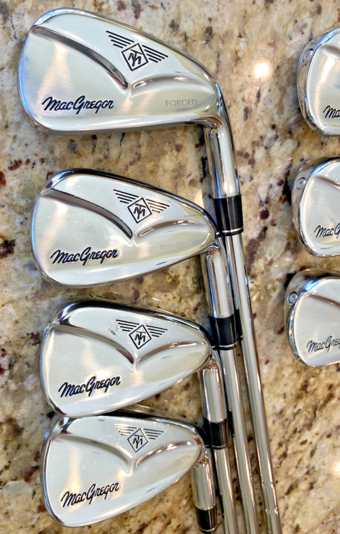 MINT MacGregor MT-86 Pro Irons 4-PW Upgraded KBS Tour 130 Stiff 5.5 Karma Mid set - 7pc